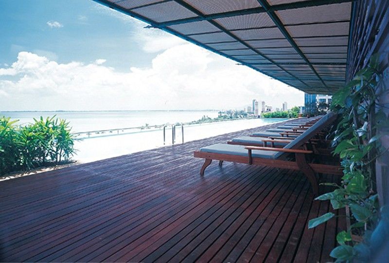מלון ג'ורג' טאון The Millen Penang, Autograph Collection מראה חיצוני תמונה The pool deck at the 1018
